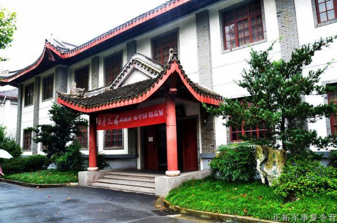 正拓五一課程表，請查收！復(fù)旦大學(xué)一日研學(xué)營--頂尖名校圓夢想，君有雄志正拓當(dāng)。